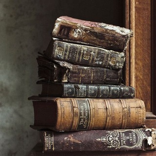 Чат для поиска электронных книг📚