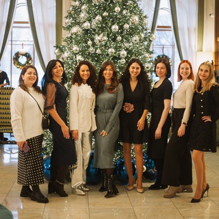 ЖЕНСКИЙ КЛУБ 