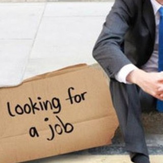 Работа и специалисты