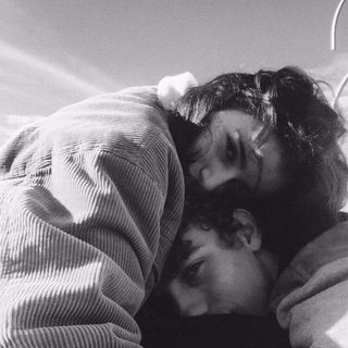 𝔸𝕝𝕝 𝔼𝕪𝕖𝕫 𝕠𝕟 𝕞𝕖