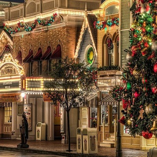 тут лише українці!)