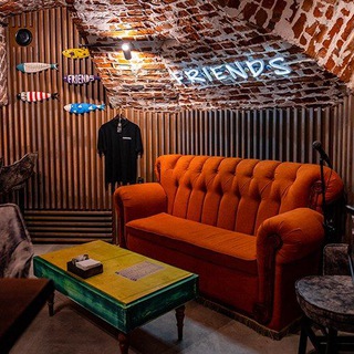 F•R•I•E•N•D•S ♥️