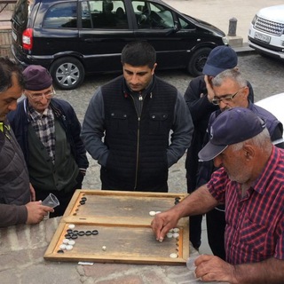 Тупа квалити чат с ЗАПРЕТАМИ НА ГЕЕСРАЧИ