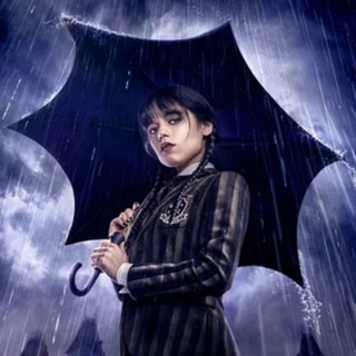 Уэнсдэй 1-2 сезон