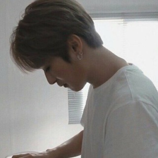 closed | paw’s room ☃️