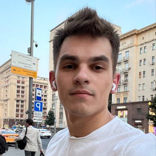 Никита Славнов