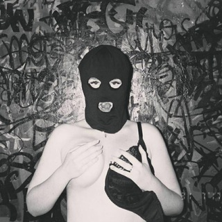 андерграунд романтика.