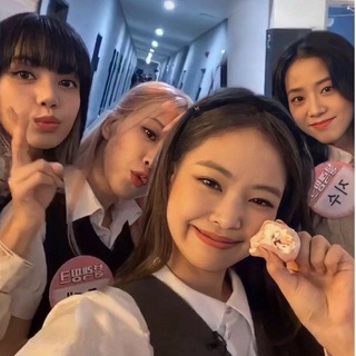 🖤BLΛƆKPIИK💗