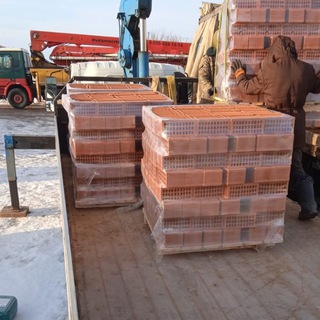 Кирпич и всё для стройки