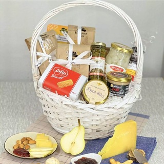 Сыр. Съедобные подарки. Гастрономические подарки. Москва.