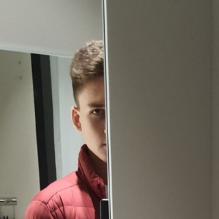 о чём это он?