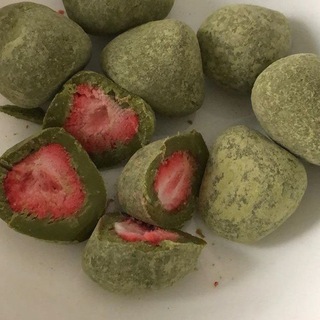 🍈.✧꒦🍓｡ ִклубничные объятия