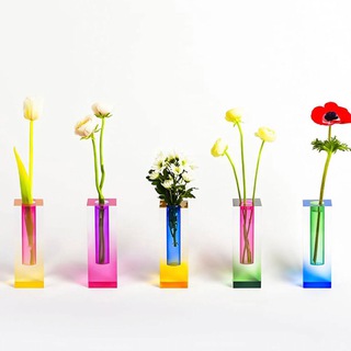 Intoletters. Interior letters.