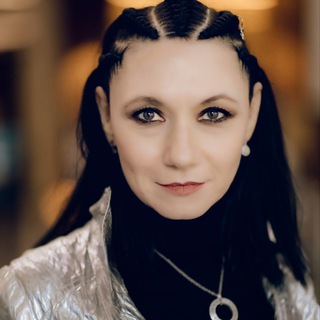 Регина Ковалик | Таролог масштабных людей