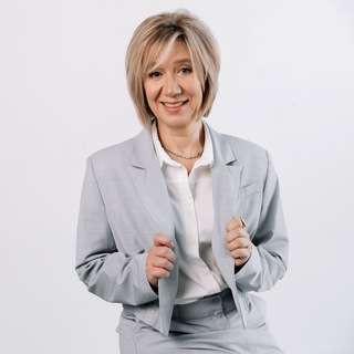 Светлана Мишина. Я работаю собой