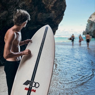 Антон Волков