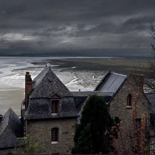 ни траура ни похорон