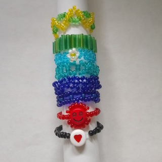 Украшения из бисера