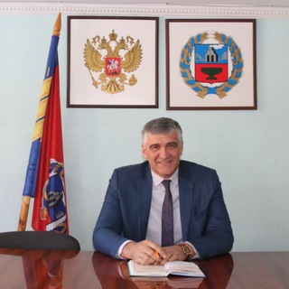 Глава муниципального округа Чарышский район А.В.Ездин