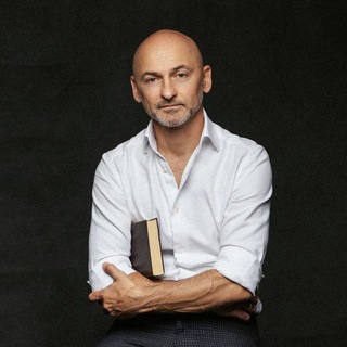 Поэт Валерий Бестолков