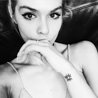 bobrova_art_director