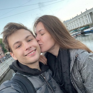 BOGDANOV 🧑🏻‍💻 смайлики на заказ