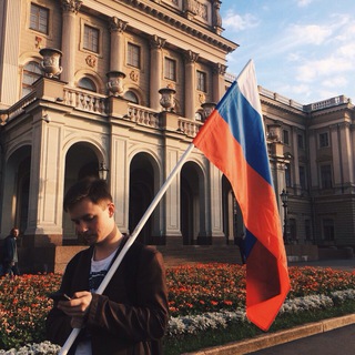 Богдан пишет 💙💛🤍❤️🤍