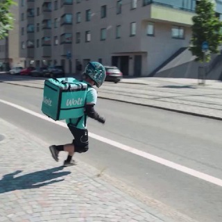 Будни доставщика 🇫🇮