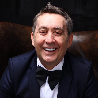 Ведущий Валерий Чигинцев