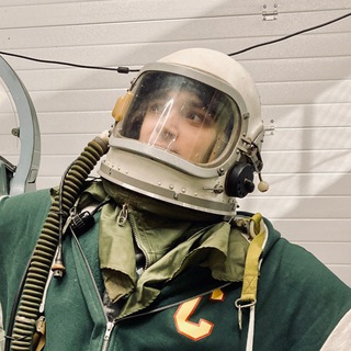 Станция Космонавта