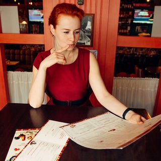 Критик Смирнова