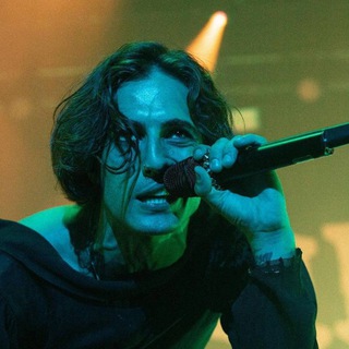 Дамиано Давид 💅💜