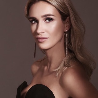 Елена Хасикова