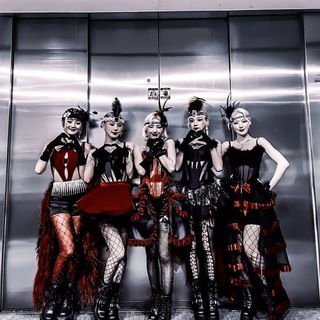 ♡;Клуб любителей g idle