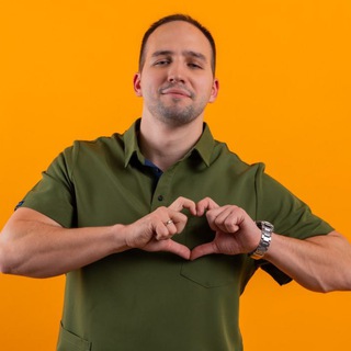 Педиатр Андрей Столов