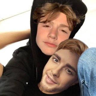 Две какашки💩