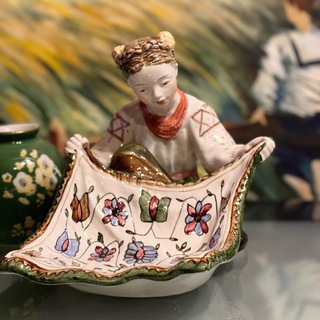 Эффи Фарфор