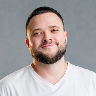 Это Андрей Долженко