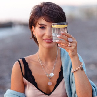 В ПОЛЕ ВЫСОКИХ ЧАСТОТ